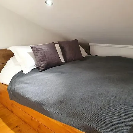 Hébergement de vacances Old Stables, Hidden Period Gem, Spectacular Garden *