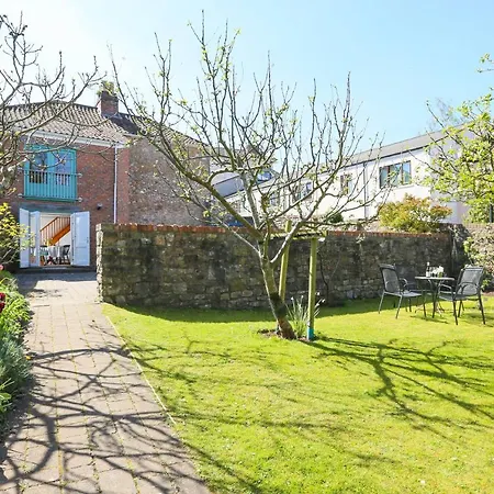 Old Stables, Hidden Period Gem, Spectacular Garden *