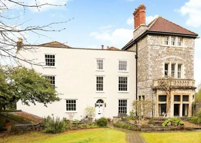 Old Stables, Hidden Period Gem, Spectacular Garden Bristol