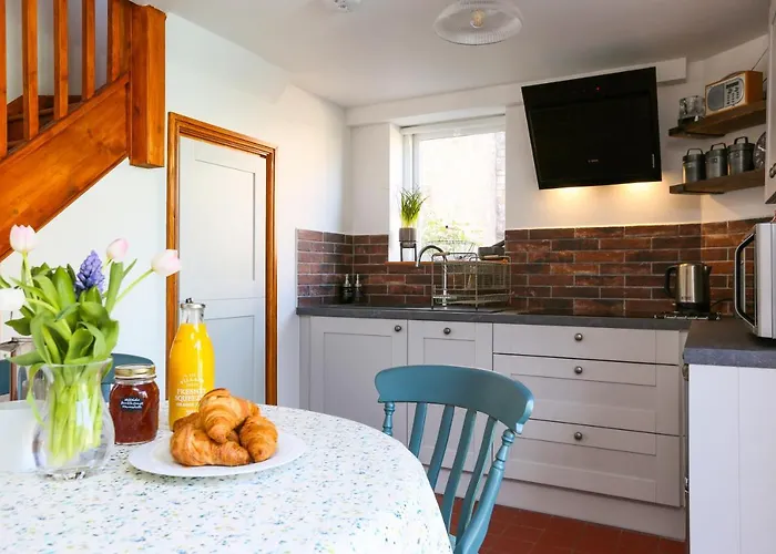 Old Stables, Hidden Period Gem, Spectacular Garden