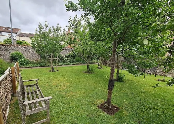 Holiday home Old Stables, Hidden Period Gem, Spectacular Garden