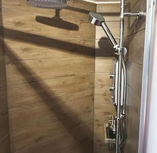 Old Stables, Hidden Period Gem, Spectacular Garden * Bristol