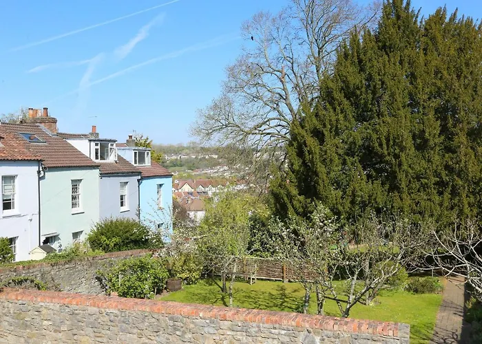 Holiday home Old Stables, Hidden Period Gem, Spectacular Garden *