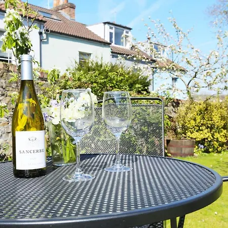 Old Stables, Hidden Period Gem, Spectacular Garden