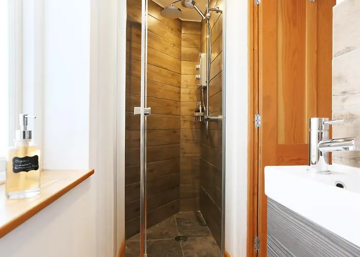 Old Stables, Hidden Period Gem, Spectacular Garden *